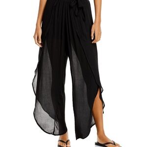 NWT Aqua Swim Petal Beach Swim Cover-Up Pants Black Size Small in Black